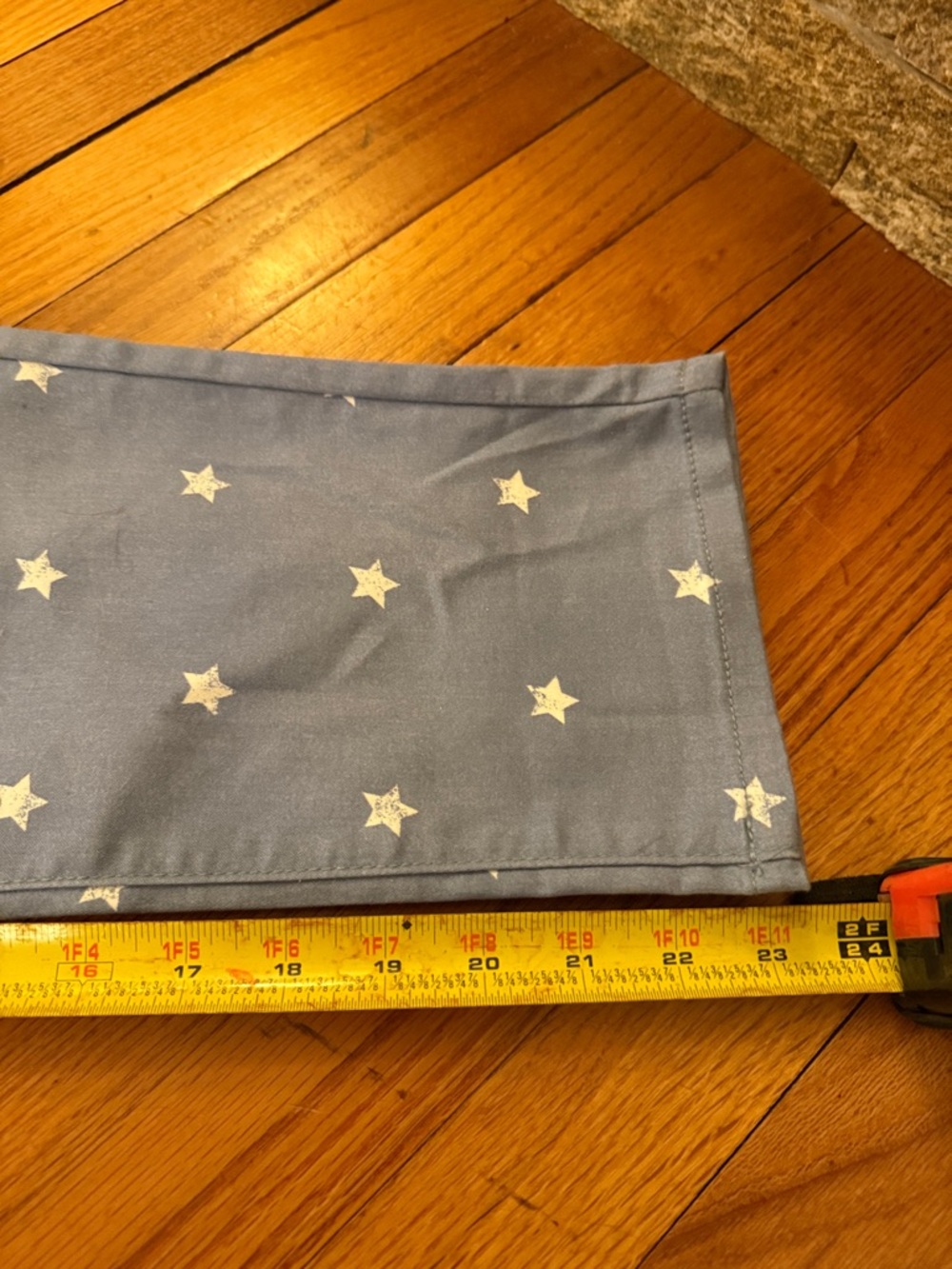 Petite Star-Print Capris in Light Blue - Picture 2 of 5